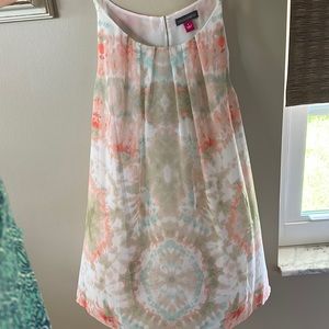 NWT Vince Camuto flowy camisole top in beautiful muted colors